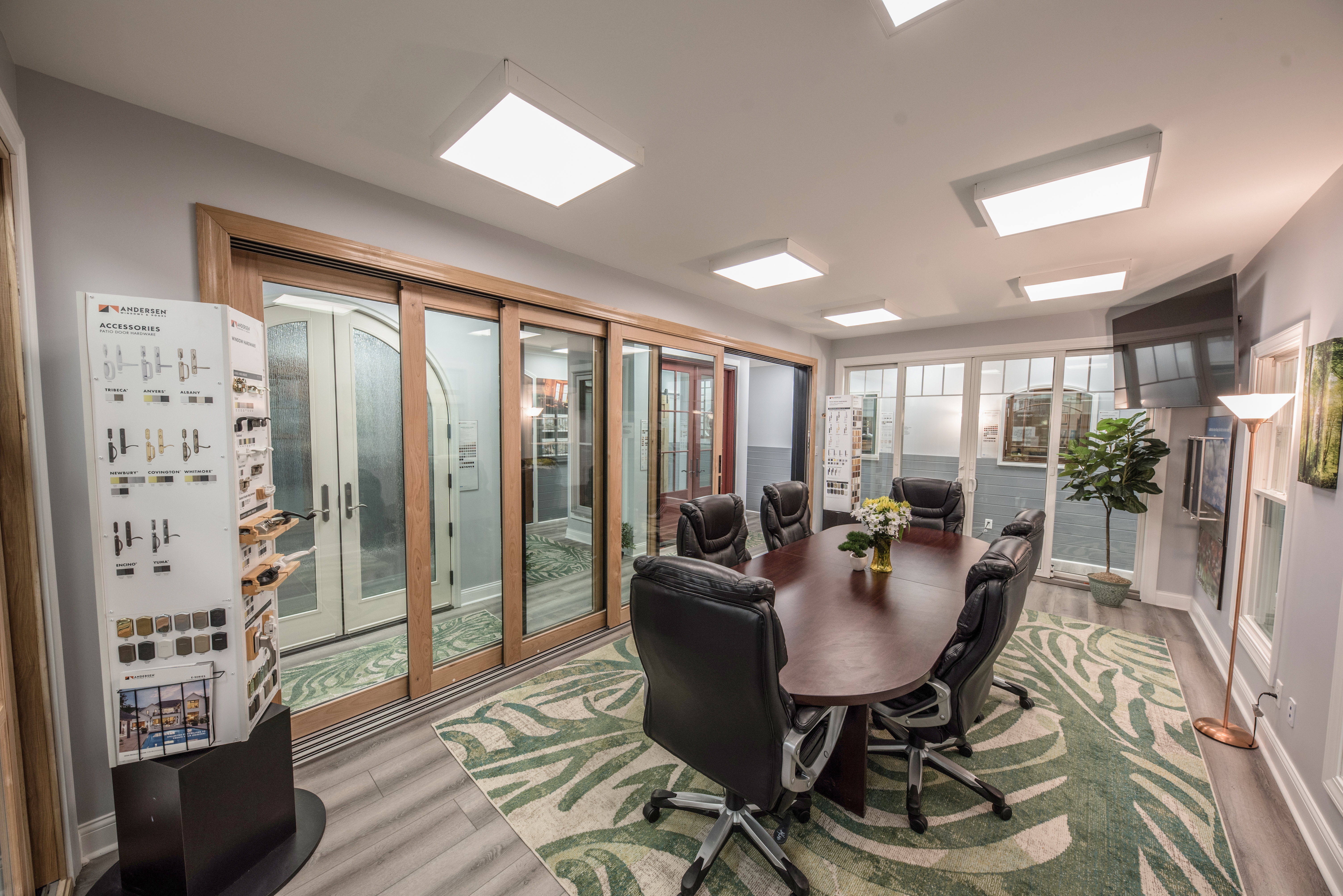 Meeting room at Louisville Showroom