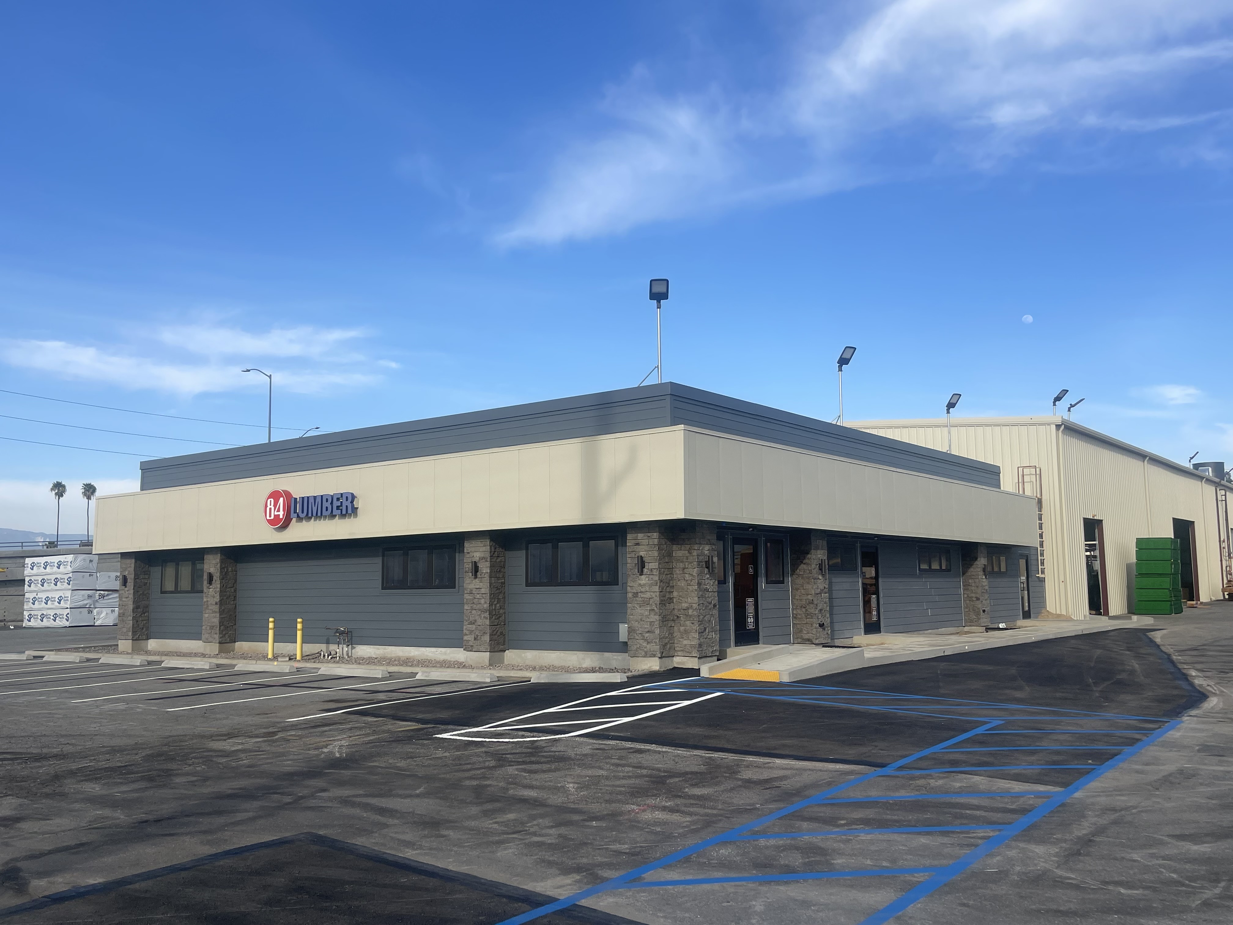 Riverside Store 