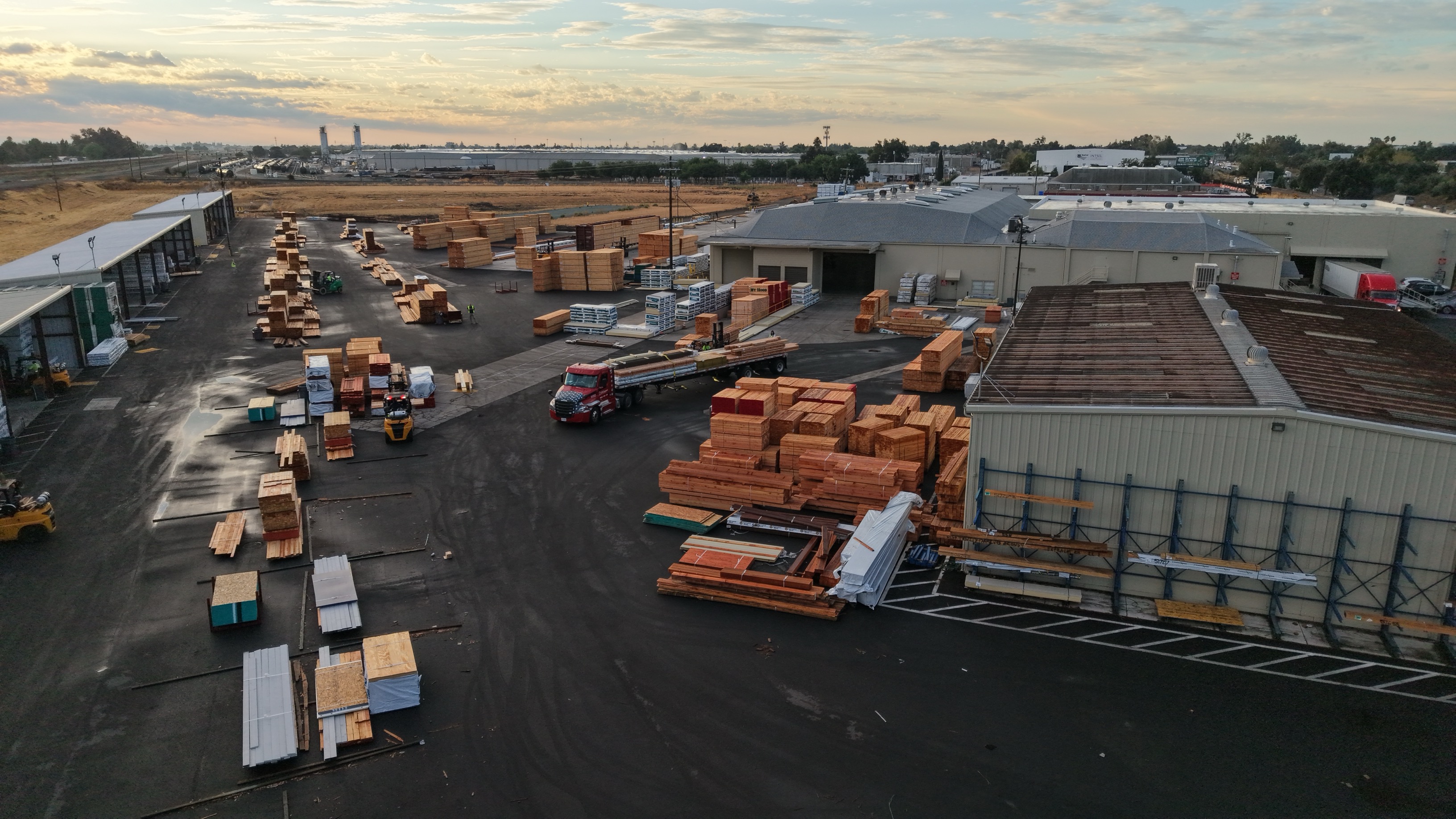 84 Lumber stockton photo of the building 