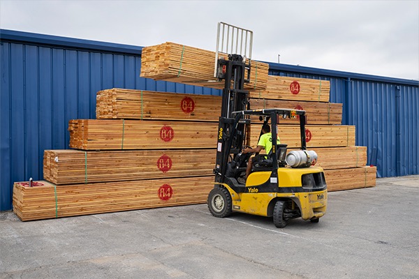 84-LenexaStore-2024-DSC_7150-Edit-600x400-01 Thumbnail